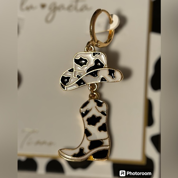 NWT•Lu Gaeta Cowgirl Hat & Boot dangle earrings - Picture 2 of 4